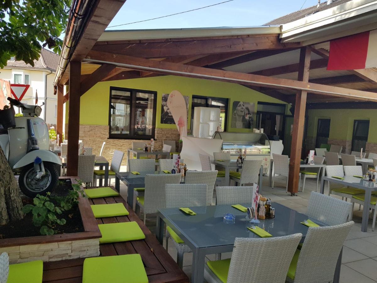 Zum Kleinen Italiener - Ristorante Pizzeria Guest house Geinberg